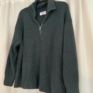🩵 Old Navy 🩵 Women’s Forest Green Zip-Up Sweater